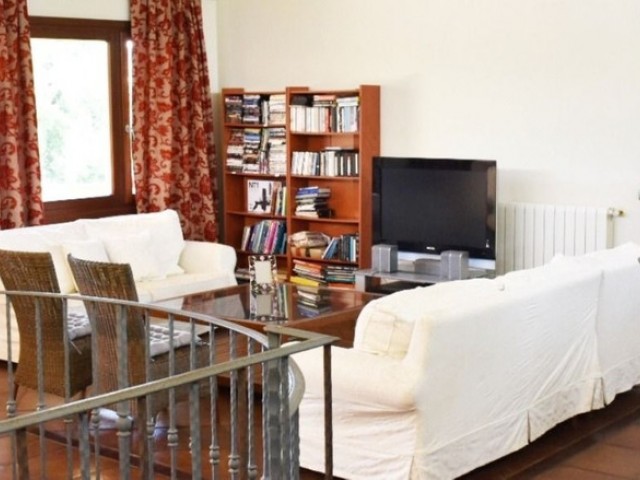 4 Schlafzimmer Villa in San Roque