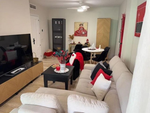 Apartamento con 2 Dormitorios  en Las Chapas