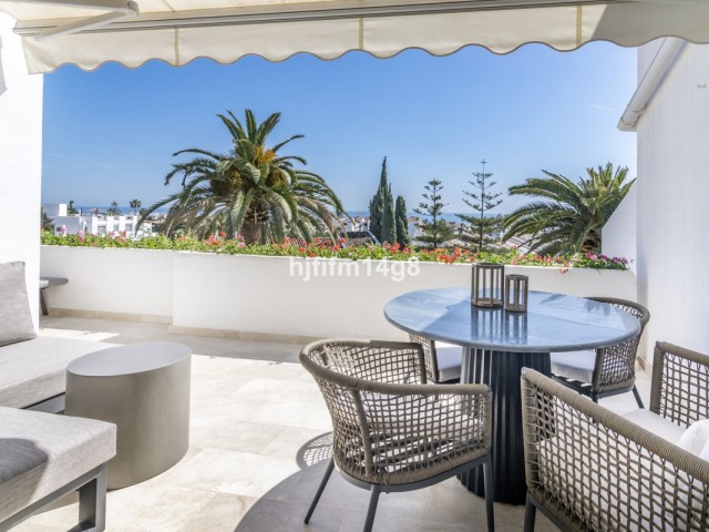 2 Soveroms Leilighet i Nueva Andalucía