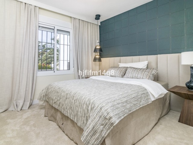 2 Soveroms Leilighet i Nueva Andalucía