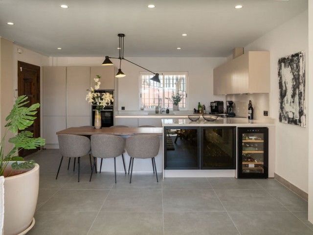 4 Soveroms Rekkehus i Nueva Andalucía