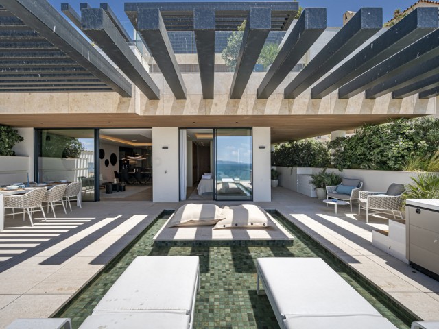 2 Bedrooms Apartment in Estepona