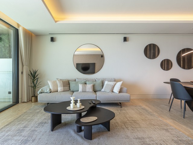 2 Bedrooms Apartment in Estepona