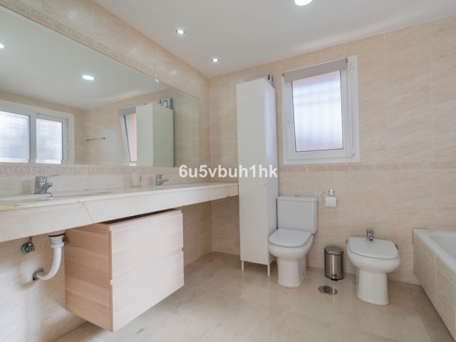 3 Makuuhuoneen Huvila Riviera del Sol