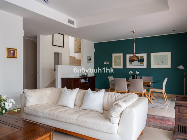 3 Bedrooms Villa in Benalmadena Pueblo
