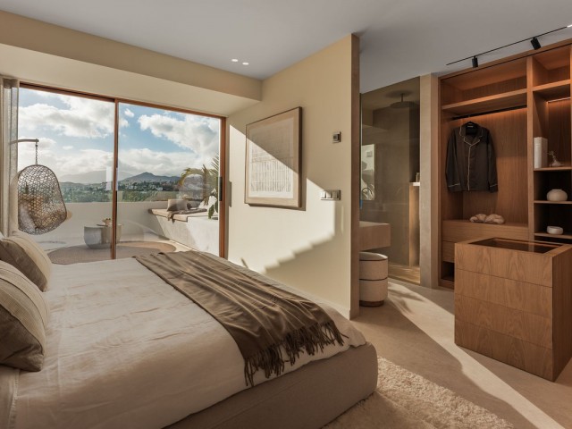 Maison mitoyenne avec 4 Chambres  à Nueva Andalucía