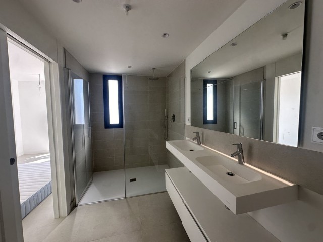 3 Makuuhuoneen Huoneisto Fuengirola