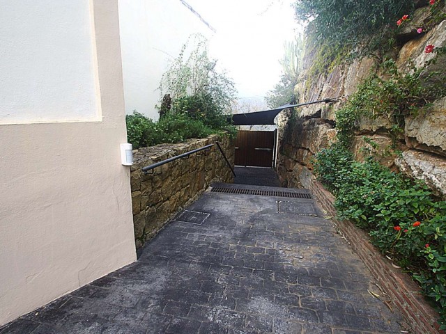 4 Makuuhuoneen Huvila Istán