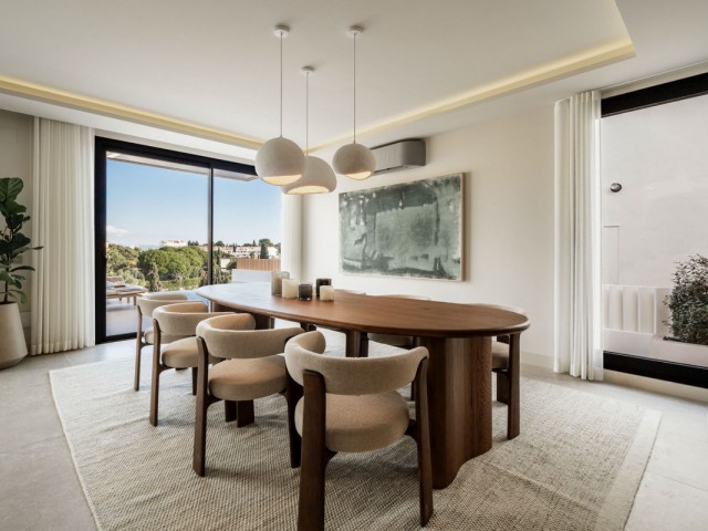 5 Bedrooms Villa in Nueva Andalucía