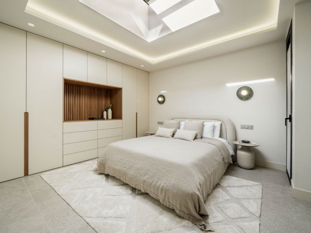 5 Bedrooms Villa in Nueva Andalucía