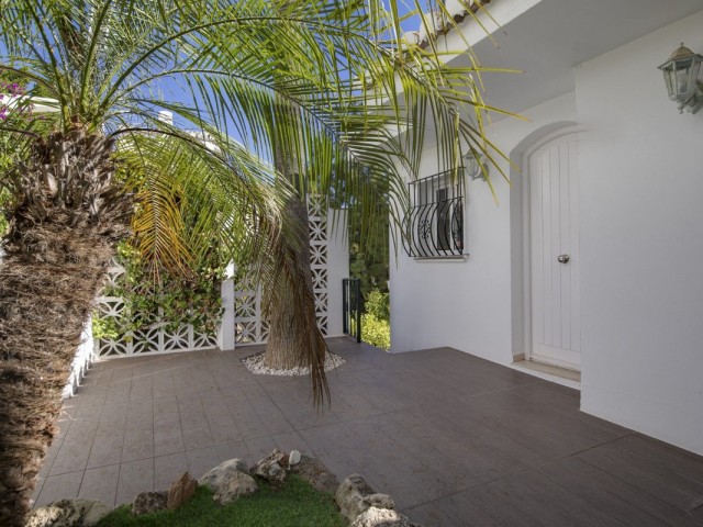 2 Schlafzimmer Reihenhaus in Calahonda