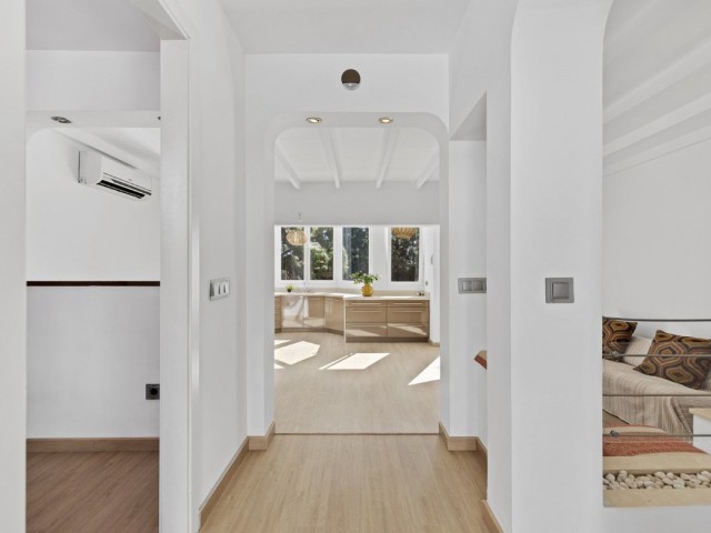 Maison mitoyenne avec 2 Chambres  à Calahonda