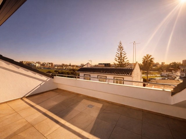 3 Bedrooms Apartment in Fuengirola