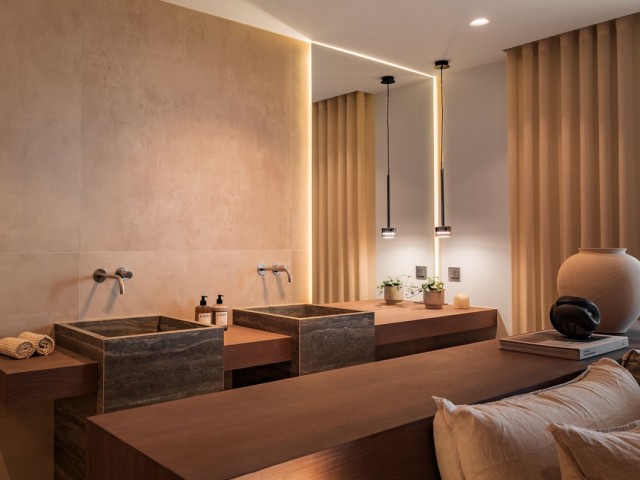 3 Slaapkamer Rijtjeshuis in Nueva Andalucía