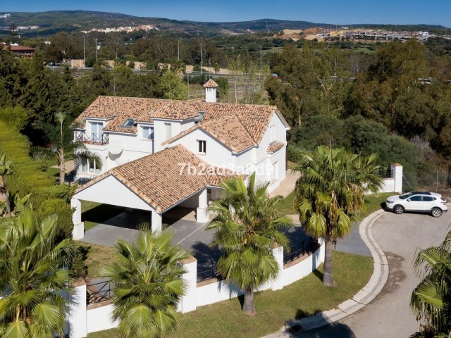 Villa, Sotogrande Costa, R5293444