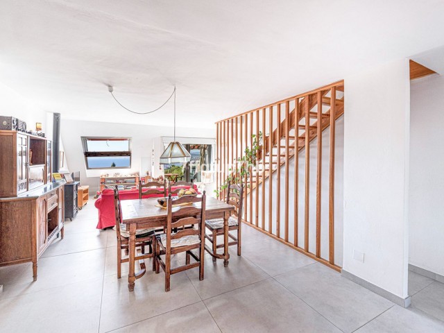 4 Bedrooms Townhouse in Estepona