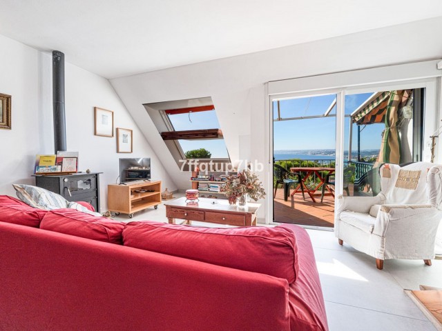 4 Bedrooms Townhouse in Estepona