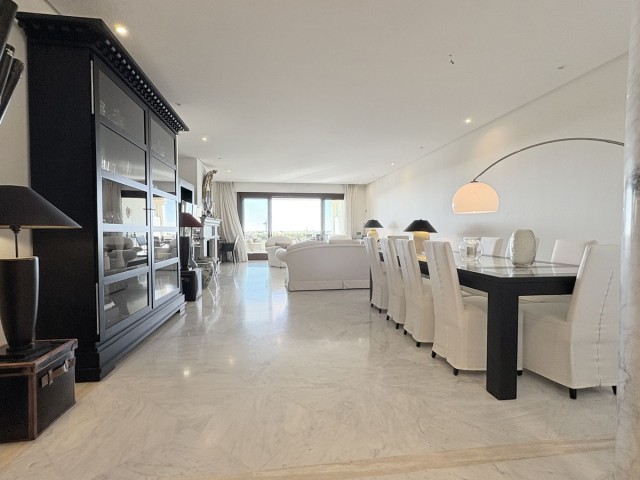 3 Bedrooms Apartment in Los Monteros