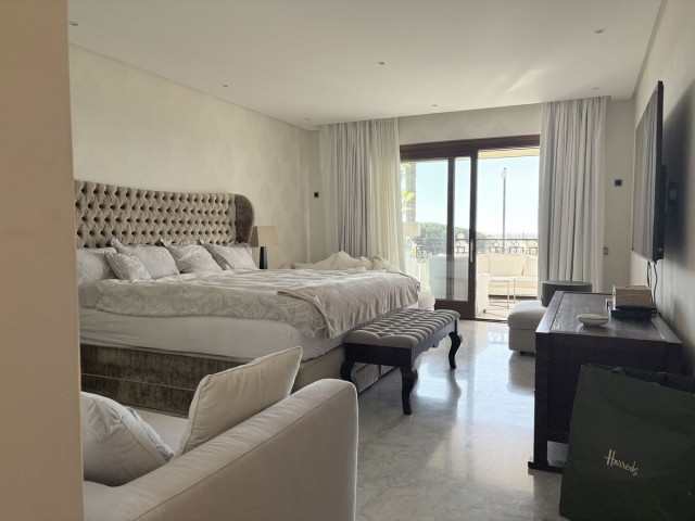 3 Bedrooms Apartment in Los Monteros
