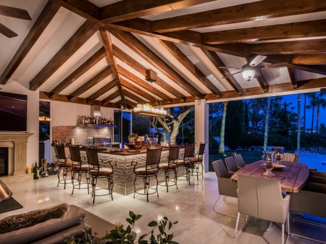 6 Bedrooms Villa in Nueva Andalucía