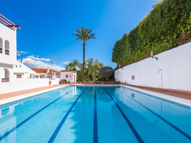 3 Soveroms Leilighet i Nueva Andalucía