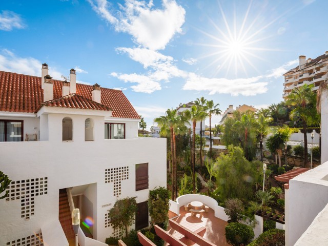 3 Soveroms Leilighet i Nueva Andalucía