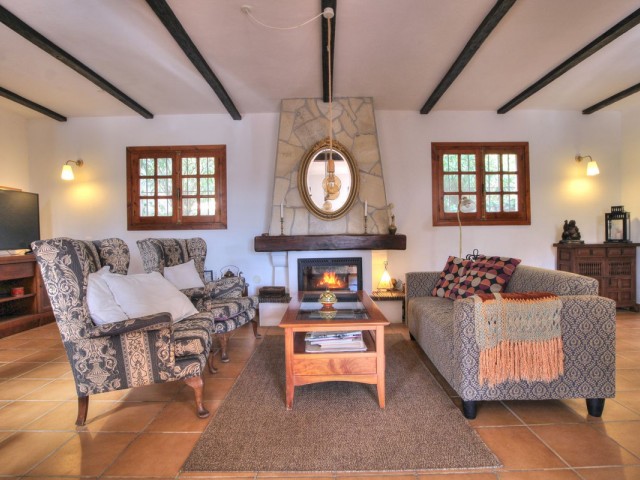 3 Bedrooms Villa in Mijas Costa