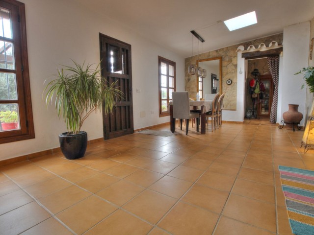 3 Bedrooms Villa in Mijas Costa