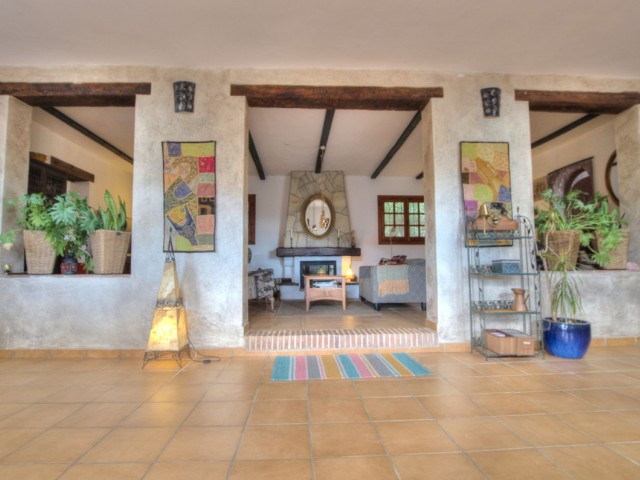 3 Bedrooms Villa in Mijas Costa