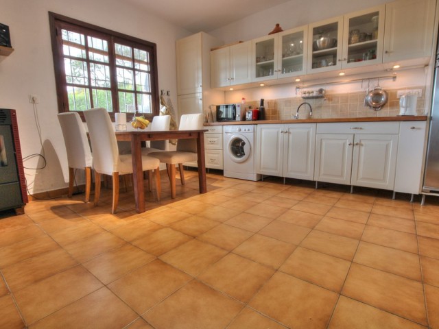 3 Bedrooms Villa in Mijas Costa