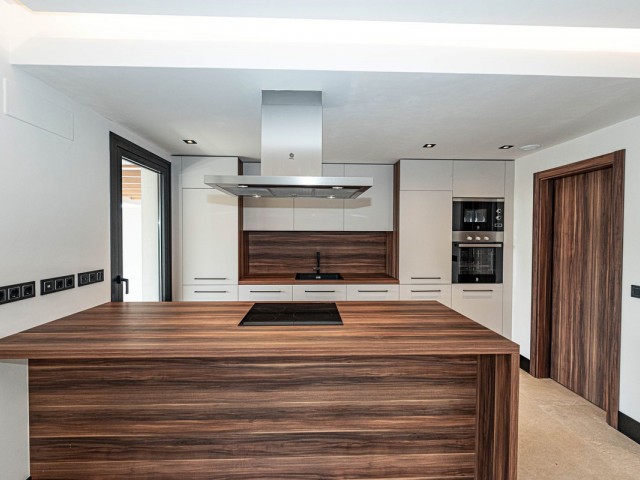 3 Soveroms Leilighet i Nueva Andalucía