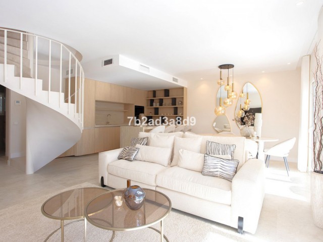 Penthouse in Nueva Andalucía
