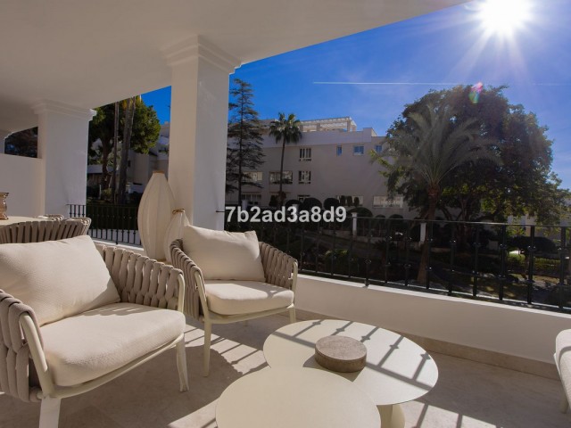 Penthouse in Nueva Andalucía