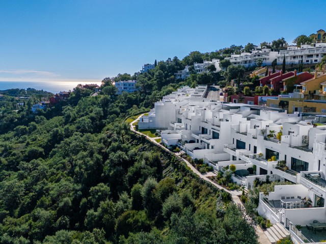 3 Bedrooms Townhouse in Marbella