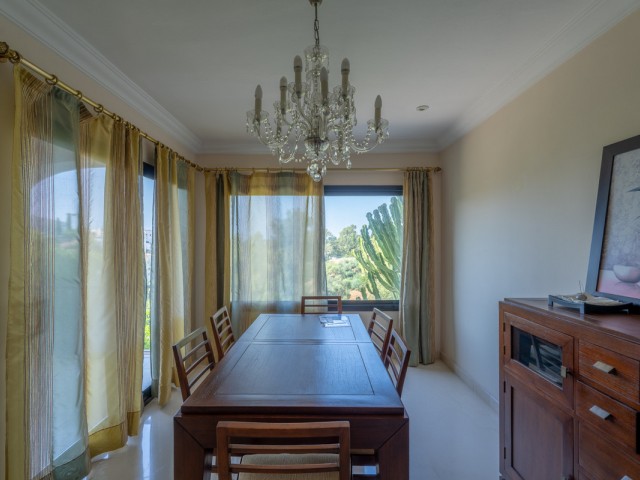 8 Bedrooms Villa in Benahavís