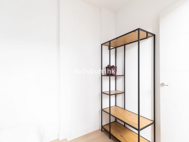 Maison mitoyenne avec 3 Chambres  à Málaga