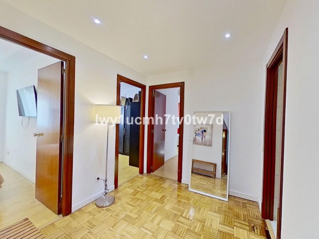 4 Bedrooms Apartment in Málaga Centro