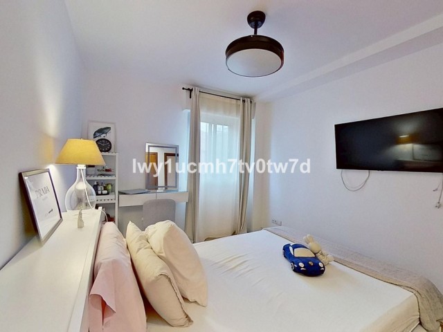 4 Bedrooms Apartment in Málaga Centro