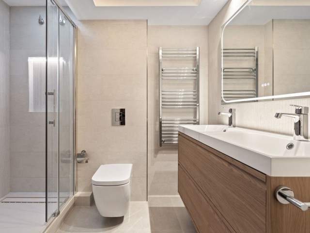 2 Makuuhuoneen Rivitalo Estepona