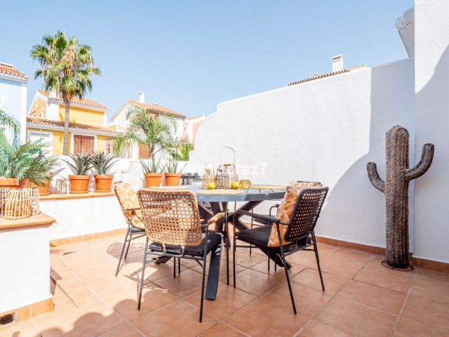 3 Bedrooms Apartment in Estepona