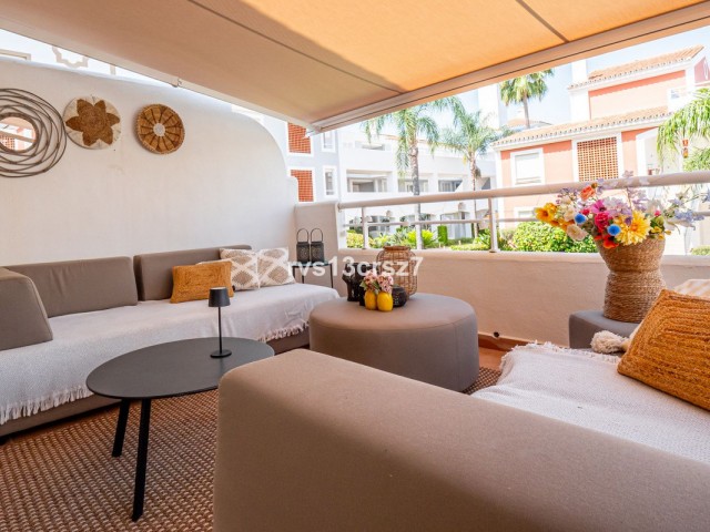 3 Bedrooms Apartment in Estepona