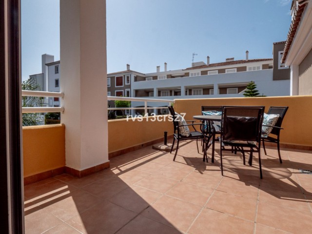 3 Bedrooms Apartment in Estepona