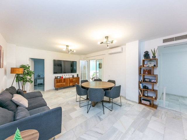 Apartment, Torrequebrada, R5294758