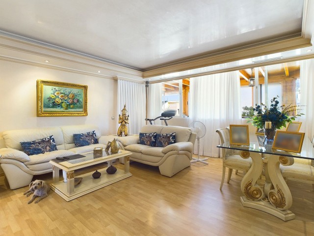 Penthouse in Estepona