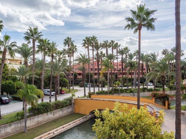 2 Bedrooms Apartment in Sotogrande