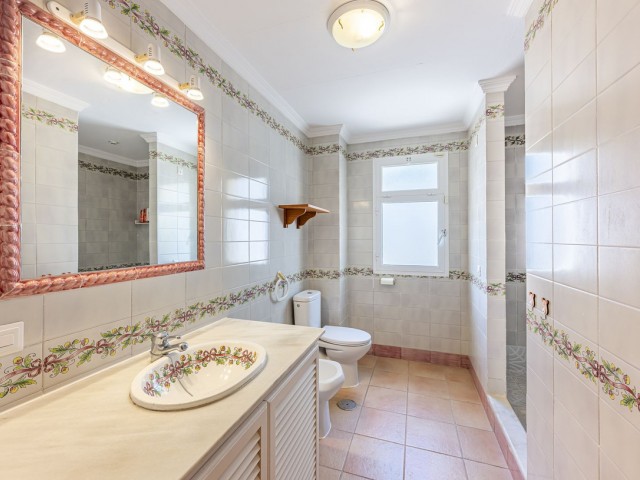 Villa con 5 Dormitorios  en Sotogrande Costa