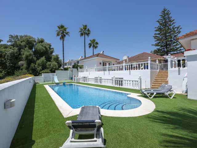 5 Makuuhuoneen Huvila Sotogrande Costa