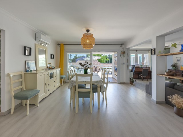 Villa, Sotogrande Costa, R5032786