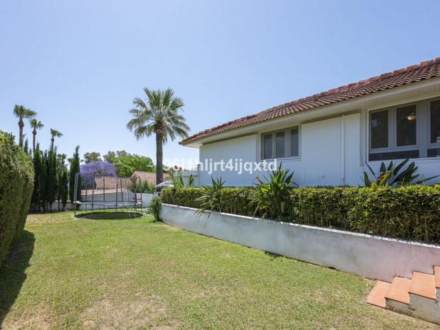 Villa, Sotogrande Costa, R5032786