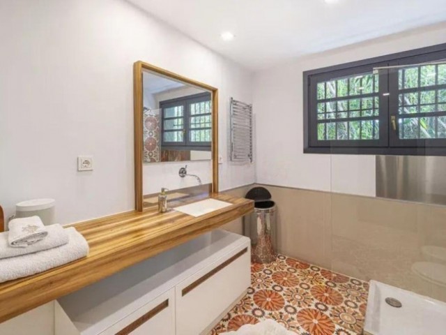 5 Sovrums Villa i Marbella